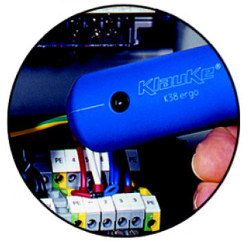 Pince à sertir manuel pour douilles terminales simples et doubles de 0.25 à 6 mm² K38ERGO 2.jpg